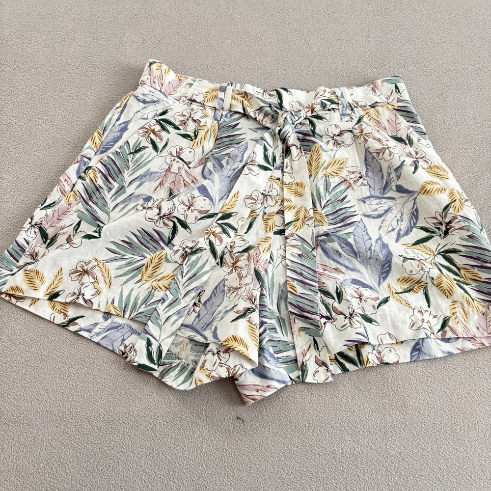 NWOT C&C California Women 10 Shorts Linen Blend Floral Pull On Culottes Tropical